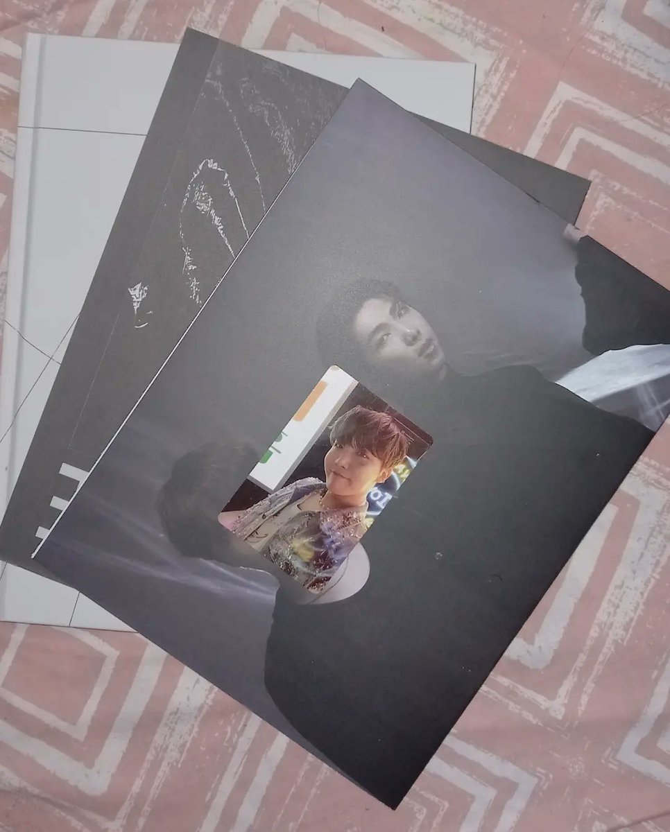 ArmyAndreAtiny's tweet photo. 📎 Formato para ventas

✧ Nombre del grupo: BTS
✧ Nombre del integrante: Varios
✧ ¿Que vendo?: Photobook 
✧ Precio: 190k c/u
✧ Ciudad: Envío desde Bogotá 
✧ @WTS_COL @VentasKpopCol 

#wtskpop #wtsbts #btscollection #btsphotocard #BTS https://t.co/fngvei5Boy