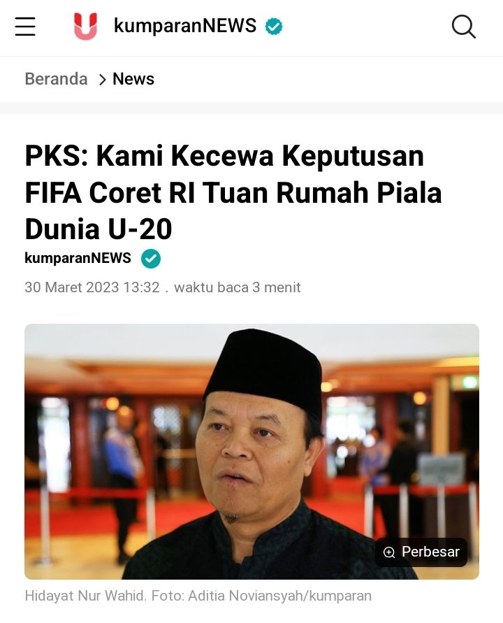 __AnakKolong's tweet photo. SAPI & BANTENG

1. Sapi, (Kerbau) dan banteng masuk klasifikasi hewan familia Bovidae dan subfamilia Bovinae. 

Sapi yang memiliki nama binomial Bos Taurus kadang disebut sbg lembu di beberapa daerah di Indonesia. 

Fakta menarik, sapi Bali yg paling banyak dimanfaatkan dagingnya, meski memiliki nama sapi sebenarnya bukanlah sapi, melainkan seekor banteng. 

Hal ini karena sapi Bali merupakan domestikasi dari banteng. Sapi Bali lebih memiliki ciri seekor banteng dibanding dengan seekor sapi.

2. Banteng memiliki nama ilmiah Bos Javanicus. Banteng memiliki genus yang sama dengan sapi. 

Banteng umumnya aktif baik malam maupun siang hari. Tapi pada daerah pemukiman manusia, mereka beradaptasi sbg hewan nokturnal.

Banteng memiliki kecenderungan untuk berkelompok pada kawanan berjumlah dua sampai tiga puluh ekor.

Banteng telah didomestikasi di beberapa daerah di Asia Tenggara & Australia yang dikenal sebagai sapi Bali.
.
.
.
