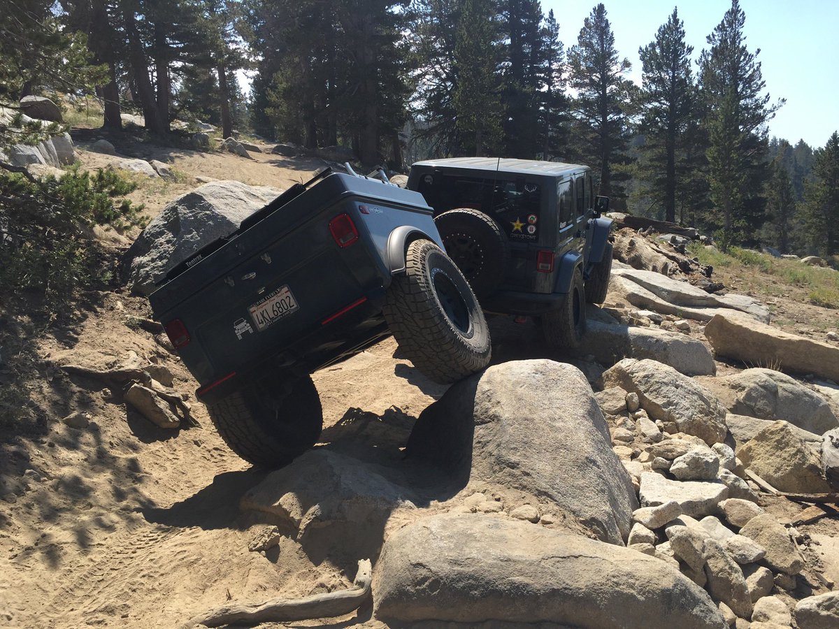 rpx53's tweet photo. Good morning @Jeep family! #throwbackthrusday #tentrex https://t.co/BDhnPy4OZo