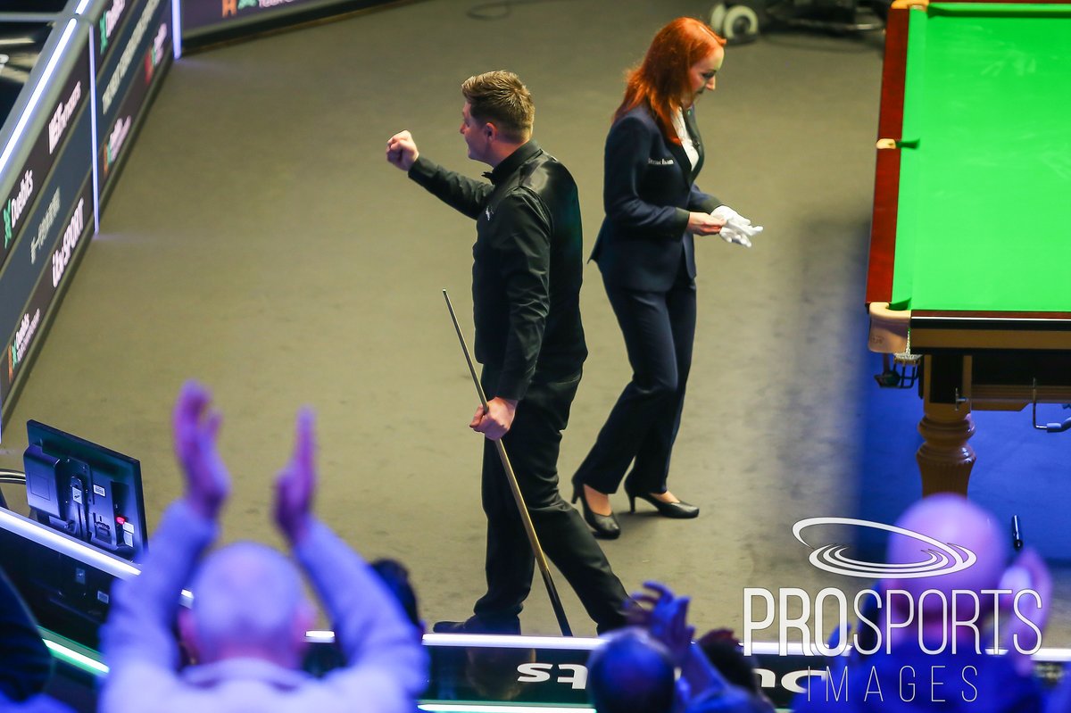 CollargeImages's tweet photo. What an afternoon of action at the #DuelbitsSeries #TourChampionship @markjesterselby leads @ryan23day 3 frames to 1 with Ryan making a #Maximum147 break in the 3rd frame #WeAreWST #CueTheAction #WorldSnookerTour #WorldSnooker #Snooker #ITVSnooker #ITVSport #ITVLiveSport https://t.co/d3Mdle1uTZ