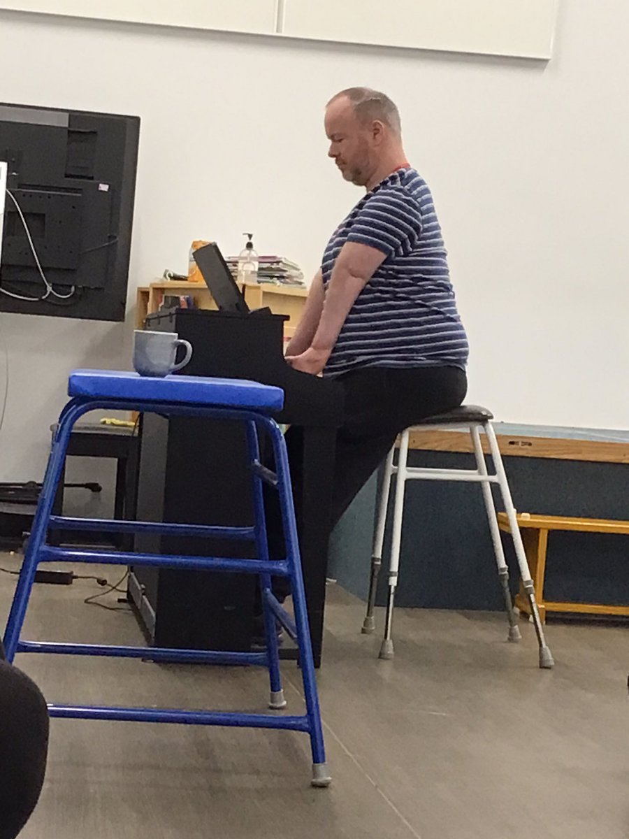 HilderthorpeSch's tweet photo. #hildyear4 had an inspirational session with Bart Gee @breakinglimits3 learning about ways to tackle challenges and disabilities- anything is possible, you just have to find a way! #hildjigsaw #hildpshe #hildvalues #perseverance #resilience https://t.co/GPSTn238jP