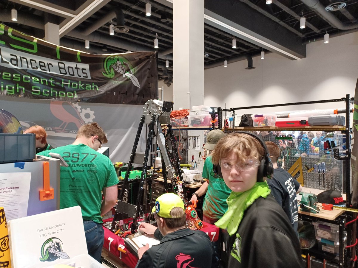 Sir Lancer Bots Team 2977 tweet media