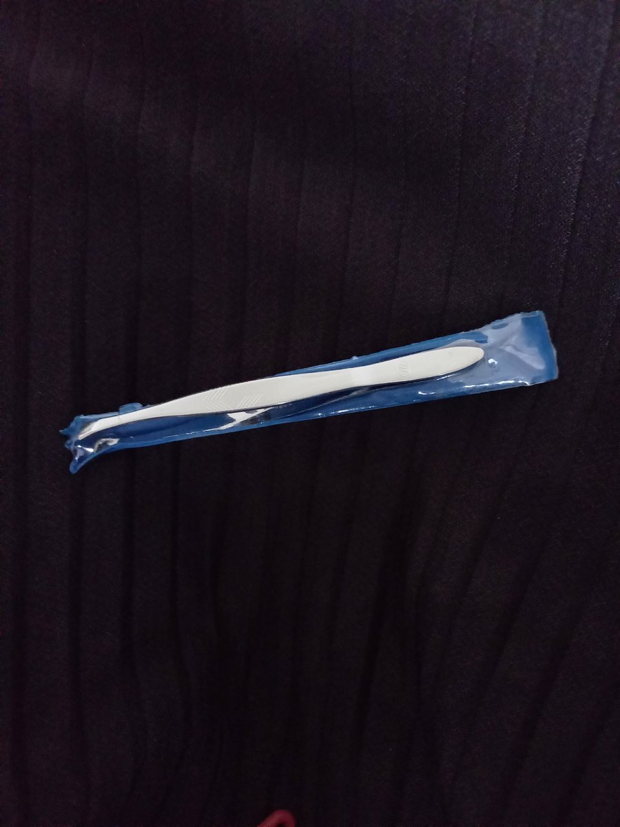 shezsyae's tweet photo. KESEL BANGET MASA BEGINIAN DOANG 17K ANJRIT😡😭 GA LAGI2 DEH BELI BARANG YANG KAGA LABEL HARGANYA🙂 HARUSNYA BISA DIBUAT BELI JAJAN DAPET SEABREK INI MALAH DAPET PINSET SEBIJI DOANG ANJIGNN KESEL GUE FAGGGG (mumpung udah buka) https://t.co/aJ2822uO3C