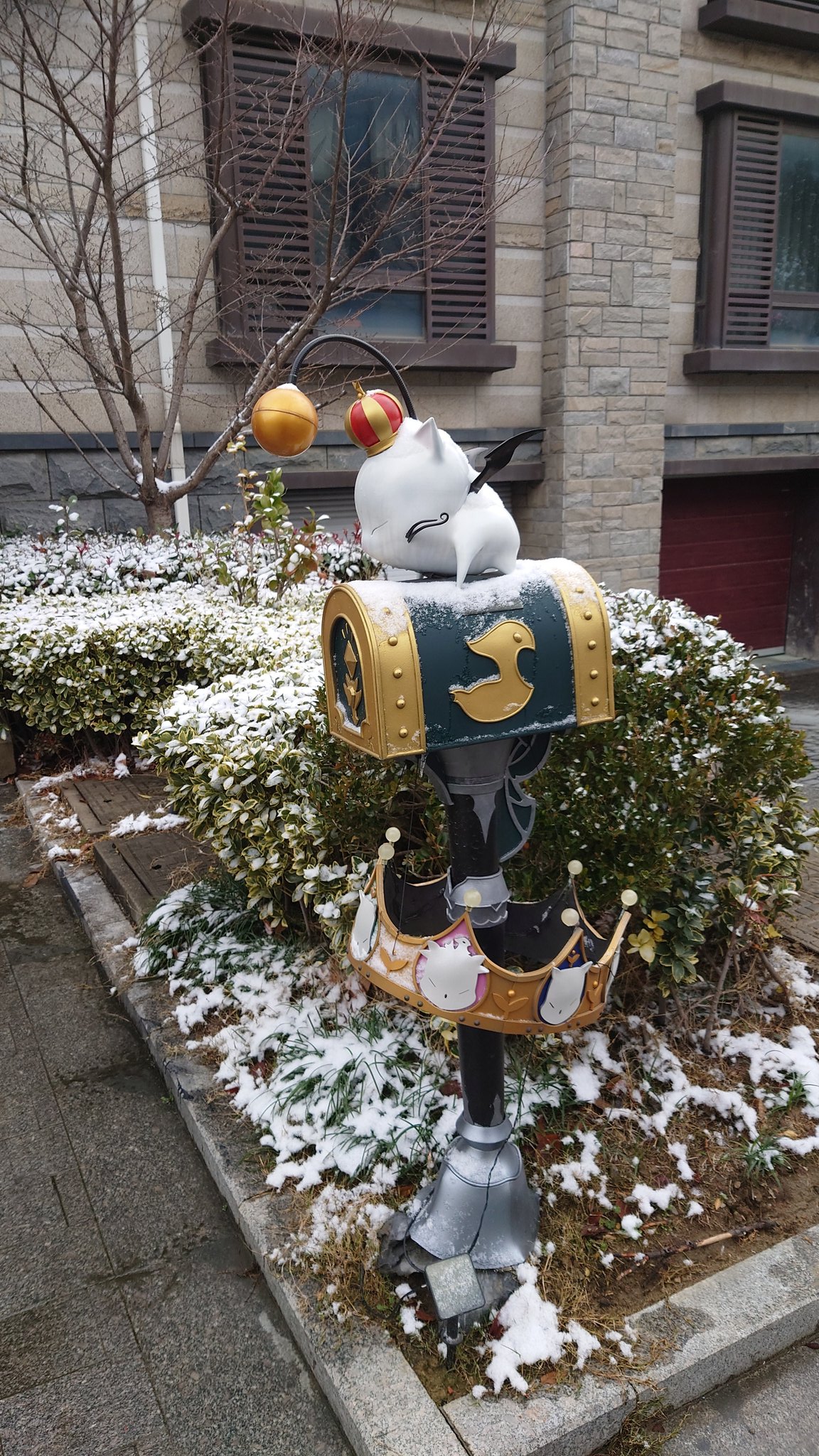 Bahamutnomaze on Twitter "Mailbox in the snow! It's so cute FFXIV 