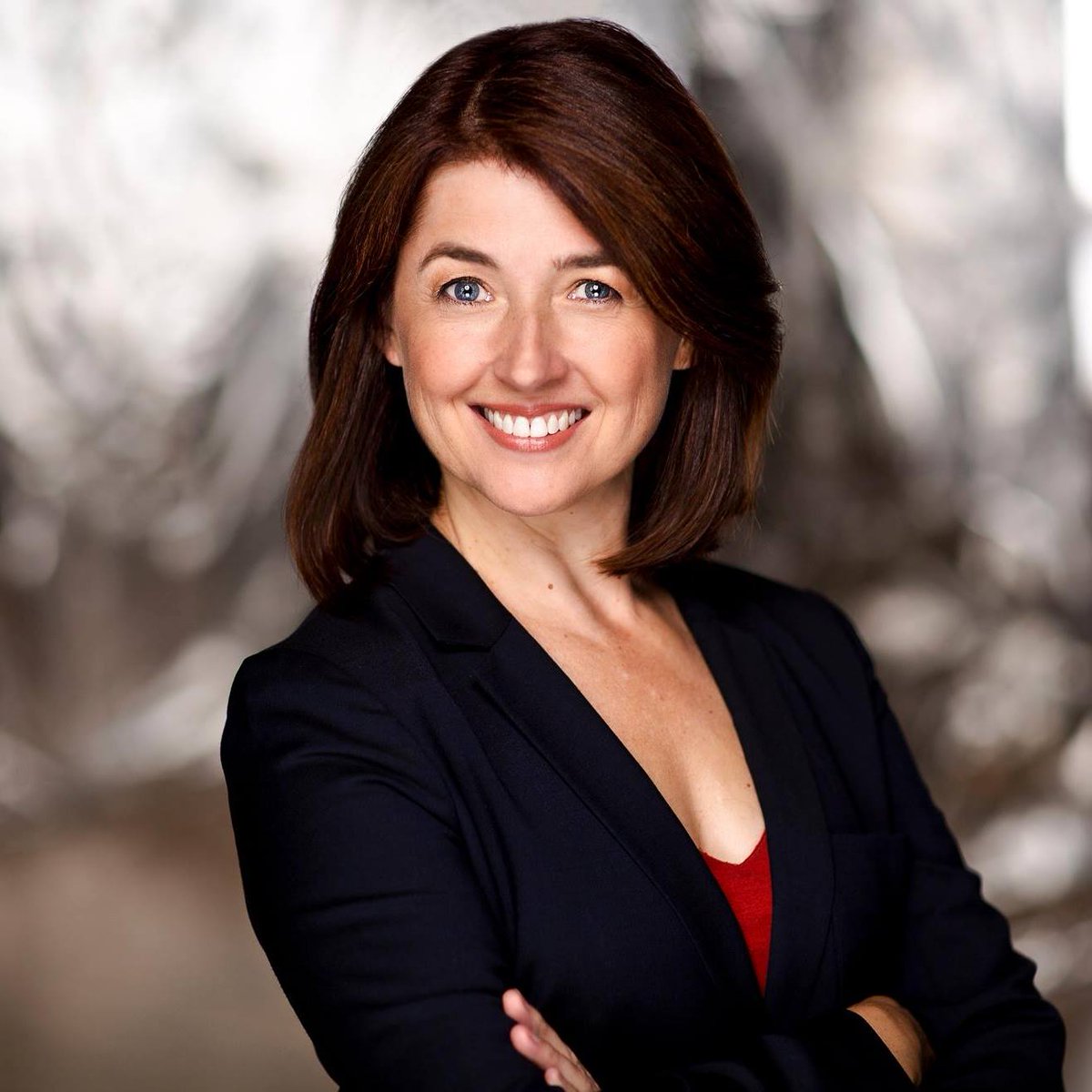 AnnetteDawm's tweet photo. Today on my blog, I have an interview with @pattysullivan! We talked about Pingu and how Tumbleweed inspired the new @cbcgem show, Mittens and Pants! We also talked about Patty's full-circle moment with @BillNye! https://t.co/4K9aCDDqiZ Photo courtesy of #PattySullivan #LdnOnt https://t.co/78zw7b4S21