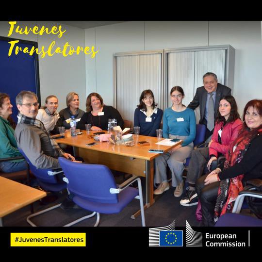 I was delighted to speak to some of the winners of the #JuvenesTranslatores translation contest, their language teachers, and parents, who met translators from @translatores .
 
#xl8 #translation #languages #DiscoverTranslation #students #contest