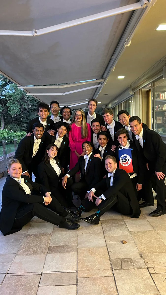 spizzwink's tweet photo. What a phenomenal time wrapping up Spring Tour in Santiago, Chile! We loved performing across the city — not to mention climbing Cerro San Cristóbal, visiting Baha’i temples, and sampling parillas https://t.co/Noa21kfZhN