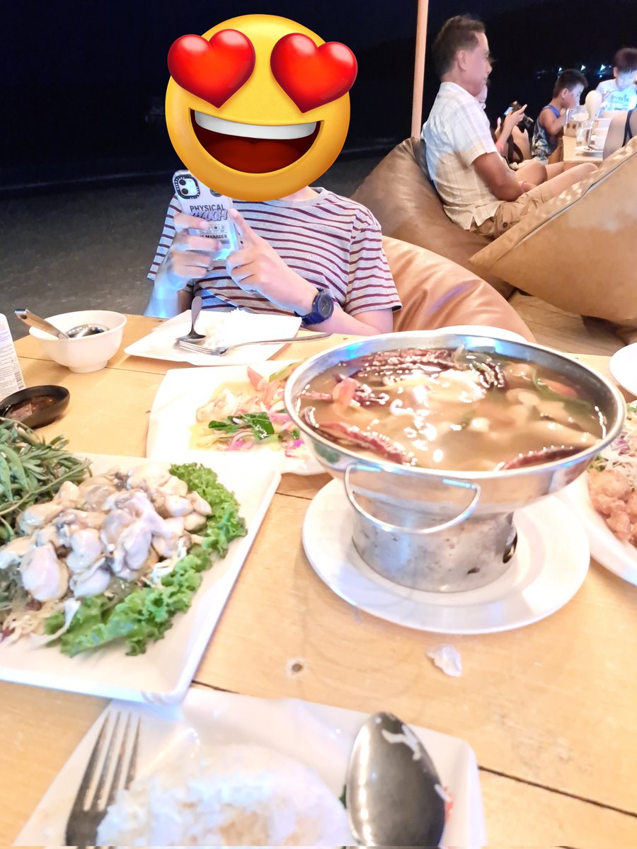 phchytwlk1's tweet photo. อิ่มไหม😊😊😊😊 https://t.co/tUzrnY0muJ