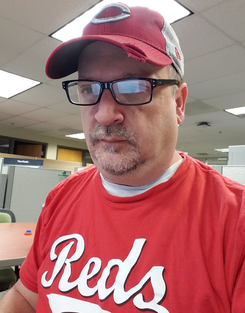 Stuck at work but geared up #OpeningDay #RedsOpeningDay