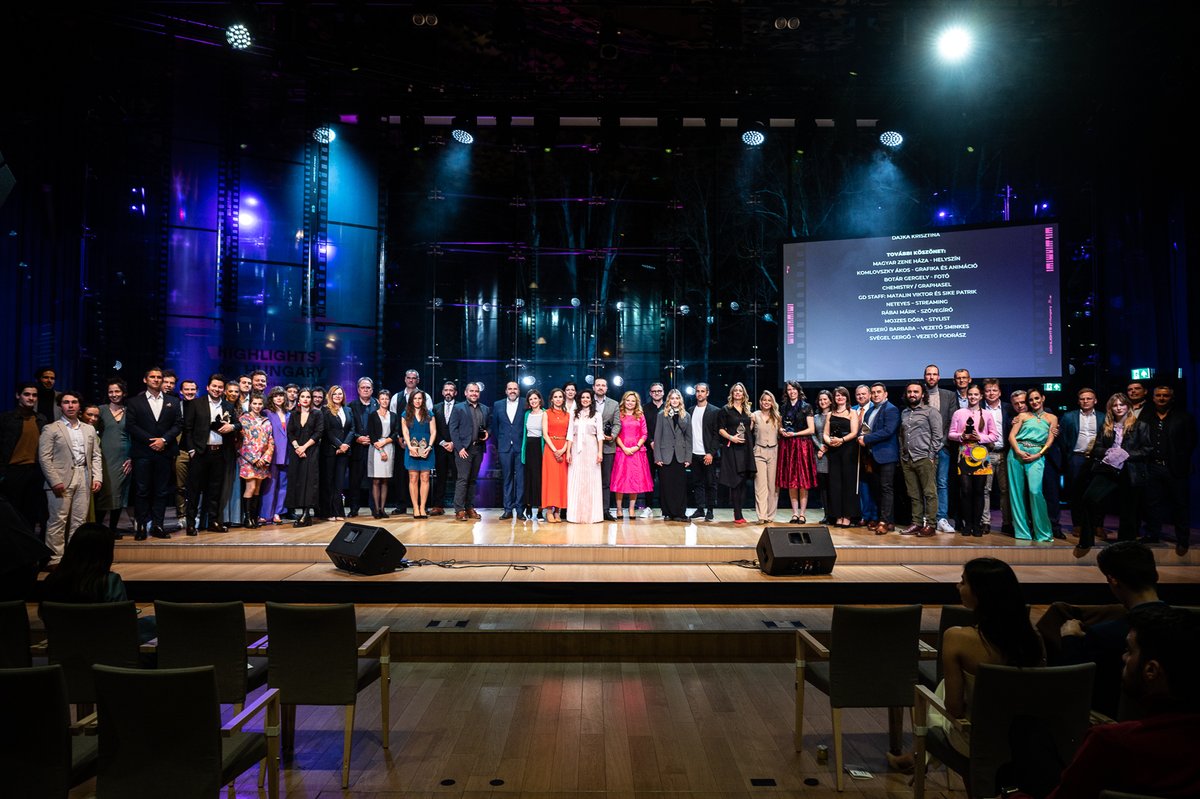 BalazsOrban_HU's tweet photo. The #HighlightsofHungary🇭🇺  awards celebrated the top achievements in Hungary & the Carpathian Basin last night.

🏆🎥@MCC_Budapest presented its own award for the 2nd time now, with the deserving winner being the captivating TV series, The Informant.

Congrats to all the winners!