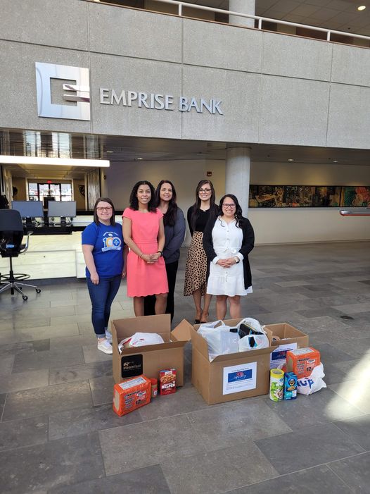 United Way of the Plains (@unitedwayplains) on Twitter photo Thank you Emprise Bank 🥰 We are still seeing the impacts of the #316DayOfCaring. <a href="/EmpriseBank/">EmpriseBank</a> staff collected food and hygiene items over a week to donate!
#LiveUnited #UWP100 #Wichita Thank you Emprise Bank 🥰 We are still seeing the impacts of the #316DayOfCaring. <a href="/EmpriseBank/">EmpriseBank</a> staff collected food and hygiene items over a week to donate!
#LiveUnited #UWP100 #Wichita
