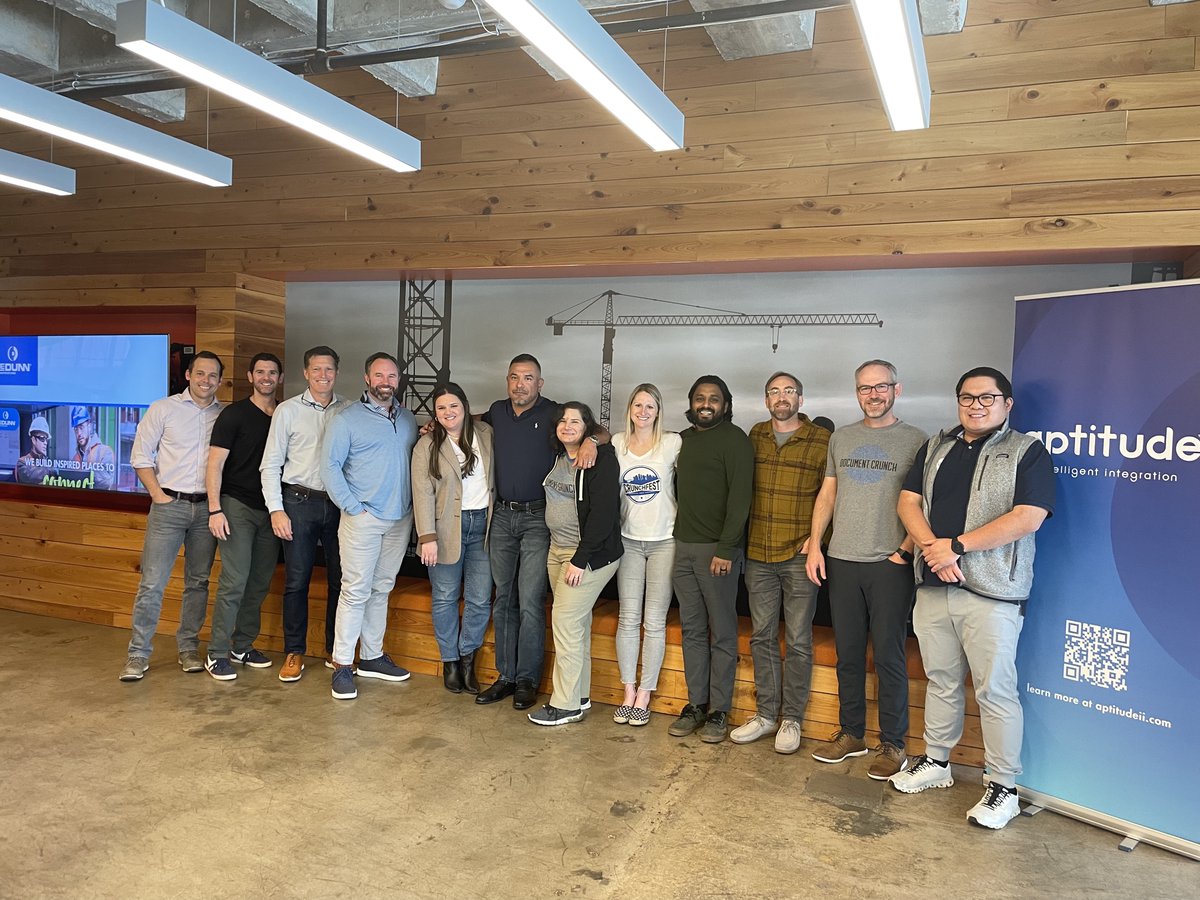 DocumentCrunch's tweet photo. We sure are grateful to our awesome friends at the @JEDunn ATL 🍑 office for hosting our leadership team at our quarterly planning session this past week. What an amazing office and #constructionindustry company. 🔨👷🏗 

#teambuilding #contech #leadership https://t.co/xAesaDp6zF