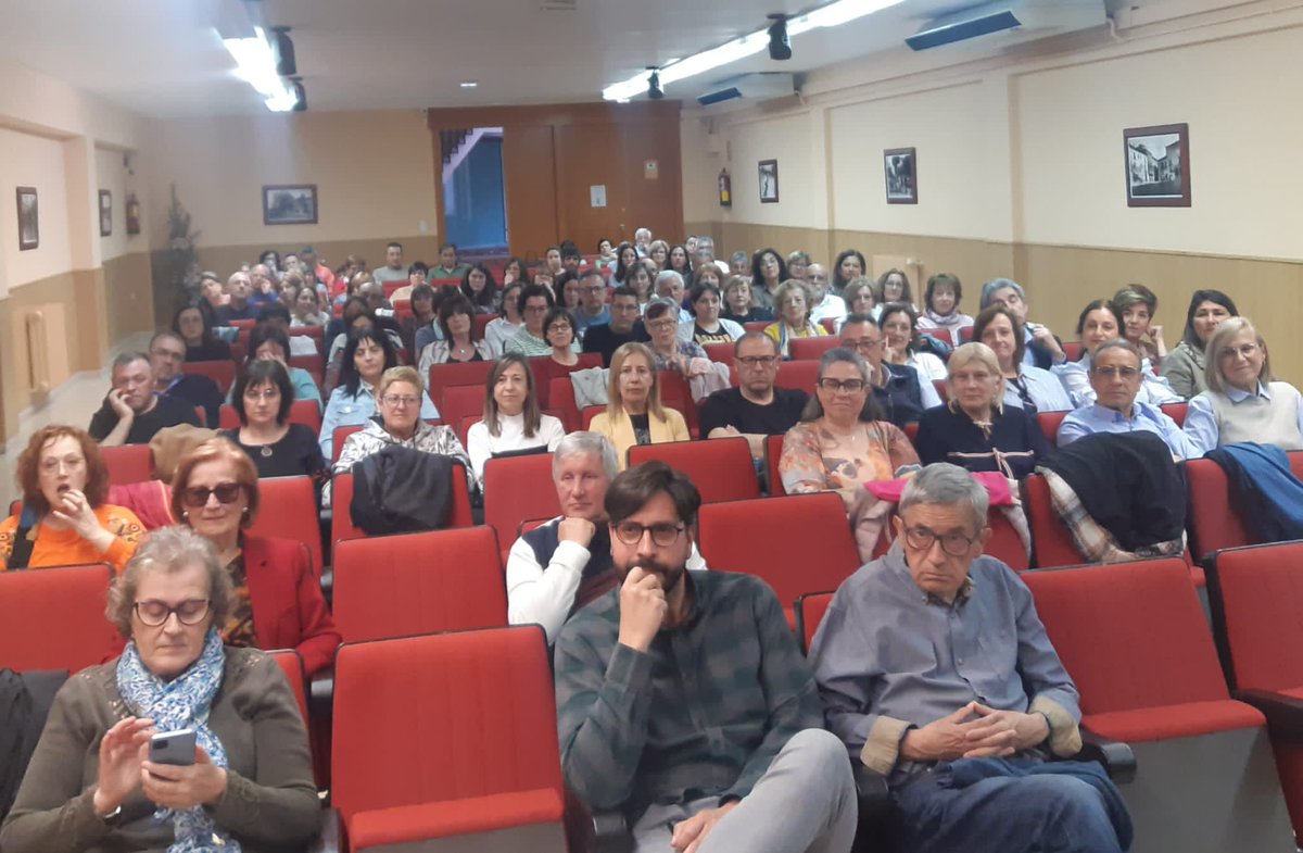 cehimo's tweet photo. Éxito de Historias para dormir despierto @iea_huesca @AytoMonzon Comarca del @CincaMedio #CEHIMO https://t.co/6RoaDqBHwU