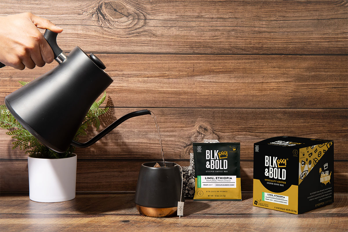 Steeped Coffee partners with BLK & Bold to offer its blends in single serve bit.ly/3JORgJ2 #singleservecoffee #coffeenews #compostablepackaging #specialtycoffee #bcorp @steepedcoffee @BlkandBold