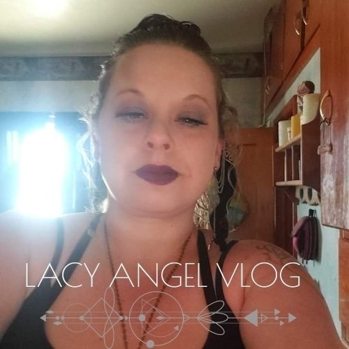 GoldieKempt's tweet photo. New video on YouTube at lacy angel vlog https://t.co/YobAzRbEKp