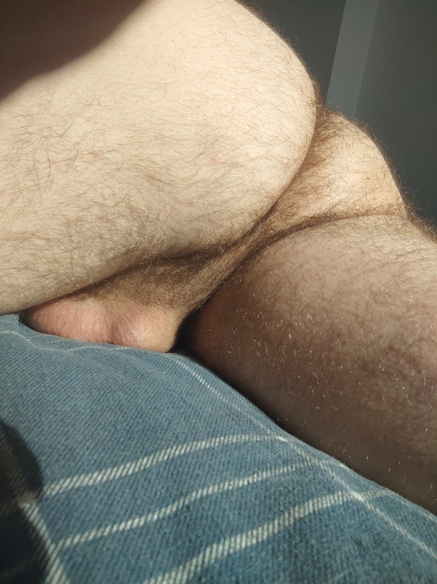 Randombone18's tweet photo. Love it when the sun hits my hole. Anyone else wants to hit it?

#naked #ass #biass #balls #hairyass #sleepinnaked #looseballs https://t.co/n4ISV3ZHMS