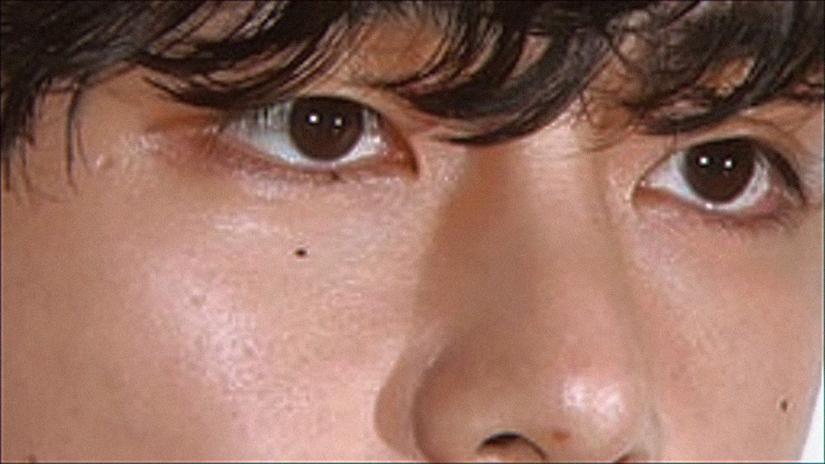 his pretty moles ♡⊹