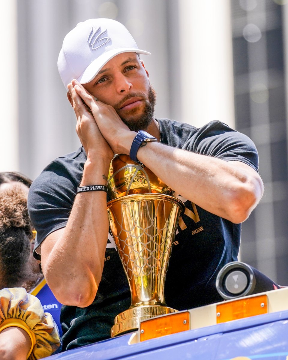 FOS's tweet photo. NEWS: Steph Curry has signed a "lifetime" contract with Under Armour, per @ESPN, and been named President of Curry Brand.

It could be one of the "richest-ever" endorsement deals in sports. https://t.co/NnWQu2S5Ni