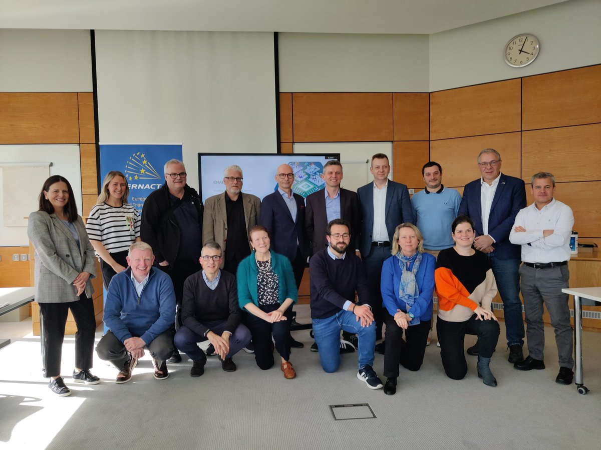 👏The #ENAIBLERproject kick off meeting has wrapped up after2⃣days of collaboration with project partners &amp; experts.

#Digitaltransformation is crucial for the growth of #EUregions &amp; we're thrilled to be taking advantage of #AI to accelerate this process in the5⃣partner regions.