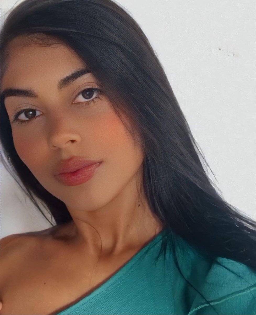 Larissa65527027's tweet photo. Voltei meus amores 🔥😈 vamos começar as traquinagem?? COMENTEM!!

#BUNDAAWARDS #BUNDASAWARDS #PINTOAWARD #PINTOSAWARDS #PEITOSAWARDS #XOTAWARDS #RABAAWARDS https://t.co/XBBLdx3n64