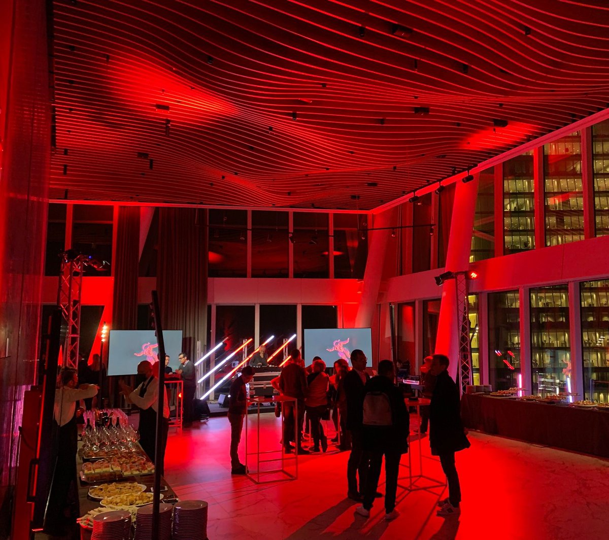 DHSEvent's tweet photo. Lighting is the keyword !
#dhseventsolution #lightingdesign #red #djparty #milano #teamworkmakesthedreamwork #lightingdesigner #specialevent #lighting #dj #interiordesign #nightparty #picoftheday #instagood #likesforlike #firstposts #lights https://t.co/Y4pegkAGZ5