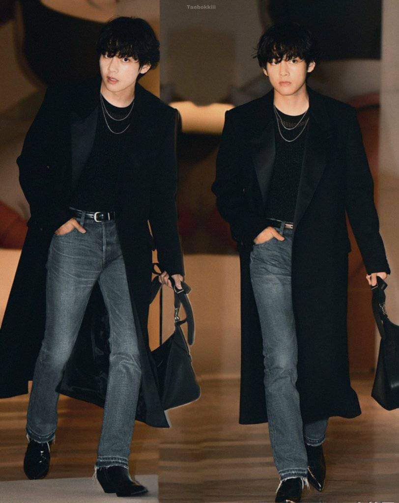 hamat_mn's tweet photo. [PHOTO] KIM TAEHYUNG at Celine photo call

TAEHYUNG TAEHYUNG
CELINE BOY V 
#TAEHYUNGxCELINE https://t.co/u1oAjWprbY
