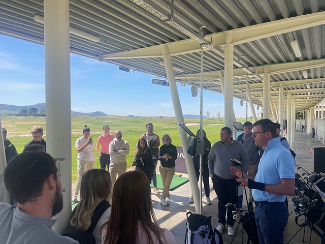MyGolfWay's tweet photo. El #TeamInesis carga baterías en El Encín Golf Hotel, presentando todas las novedades de @Inesisgolf para la temporada 2023 en España ⛳️🤩👇 https://t.co/J9O4i6UpT2 https://t.co/rfugJP2HqO