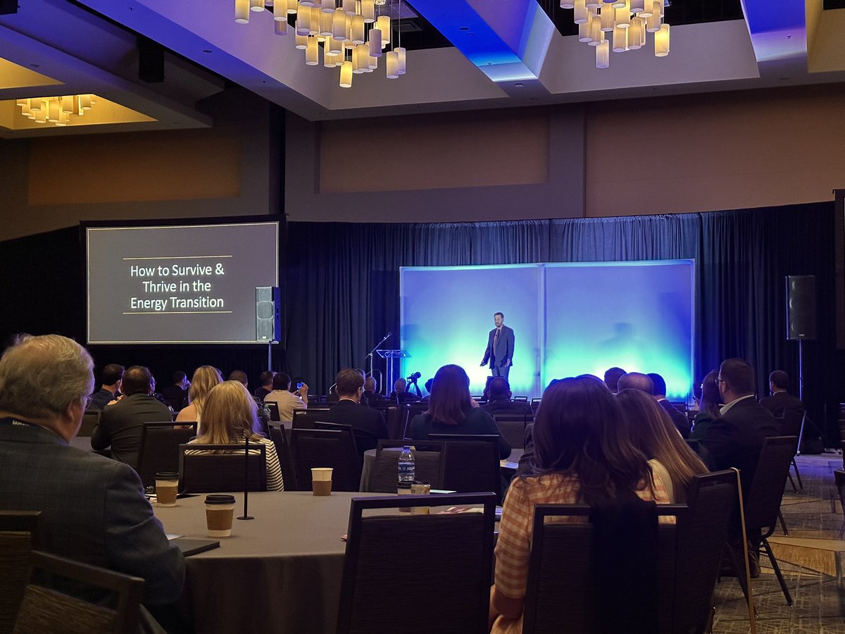 Kicking off the day at the largest Site Selectors Guild Annual Conference with keynote speaker  <a href="/russellgold/">Russell Gold</a>   #SSGAnnualConf #chooseNKY