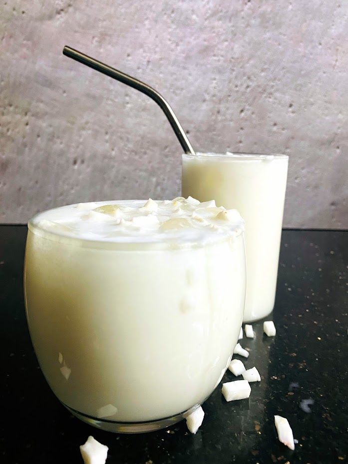 baddelaskitchen's tweet photo. You can watch the complete recipe on YouTube : https://t.co/rkFAkQN90l
For Written Recipe : https://t.co/5xHpZjwpSH
#coconutmilkshake #quickandeasyrecipe #10minuterecipe #tropicaltreat #yummyinmytummy #coconutlover #milkshakelove #refreshingdrink #tropicalvibes #summerdrink https://t.co/PdhW1vy2Wm