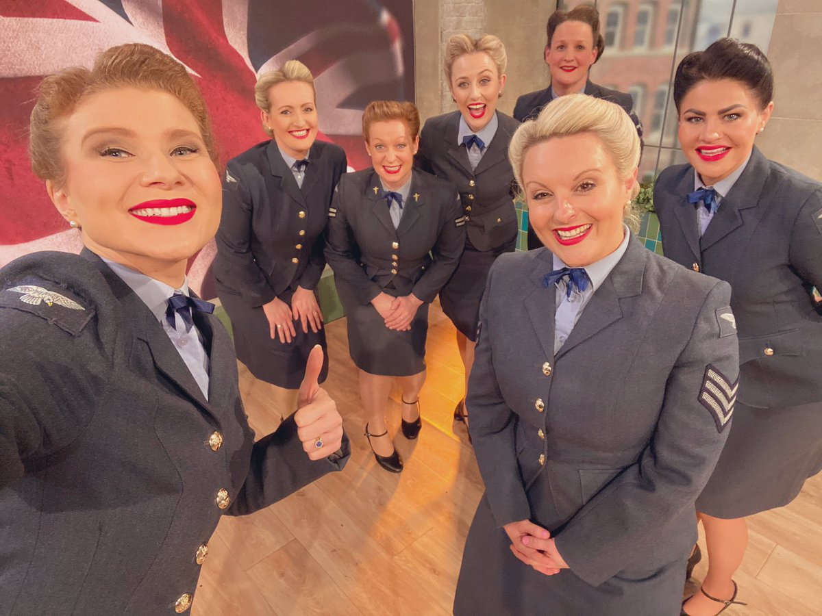 TheDDayDarlings's tweet photo. #THROWBACKTHURSDAY🔙
We’re throwing back a couple of weeks with some #BehindtheScenes snaps from filming @bbcsml
#throwback #throwbackthursday #BTS #BBC #SundayMorningLive #TV #newsingle #exclusive #exclusiveperformance #firstlisten #music 📸 https://t.co/EYsJfoYzp3