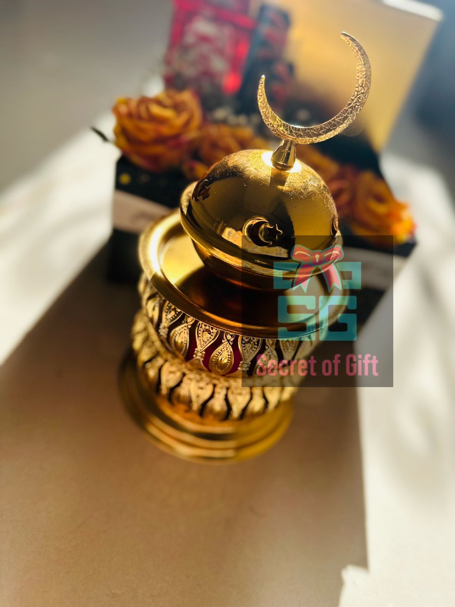 Secretofgift1's tweet photo. الهديه دي ليها بالضبط خمسة يوم جاهزه وما اتسلمت🥺

اخوها شافها خاته ستوري البوكس دا فقرر يفاجئها بيهو ومعاهو مصلايه عليها اسمها وقال لينا عايزها تصل من مجهول ♥️

رفضت تستلم من مجهول واصرت تعرف من منو واخوها صمم ما نوريها 🥲🥺♥️

في الاخر استلمها اخوها https://t.co/SwKzJDixqF