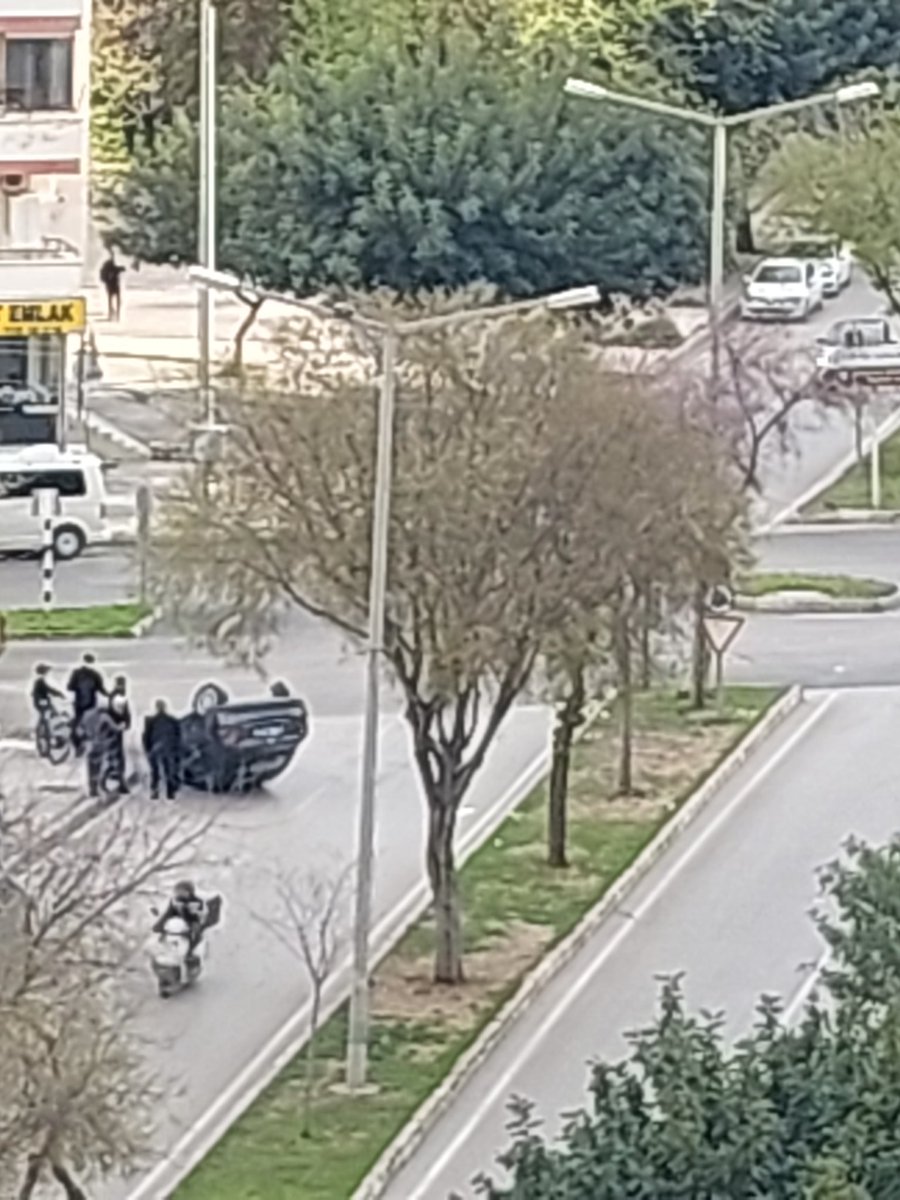 frterc's tweet image. #adanacity 
#Adana

Yine aynı göbek 
Yine kaza...
Toros mahallesi Mehmet kartal bulvarı