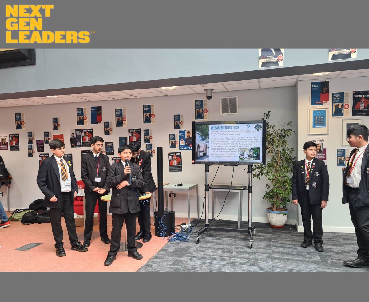 nextgenleaders5's tweet photo. 1. @RoadRevivers at @CarltonBolling  took their impact to a new level by delivering a dangerous driving workshop at @UniversityofBradford with @WestYorkshireP4 . 👮‍♀‍🚓🚘 https://t.co/J2Ro8DWyKt