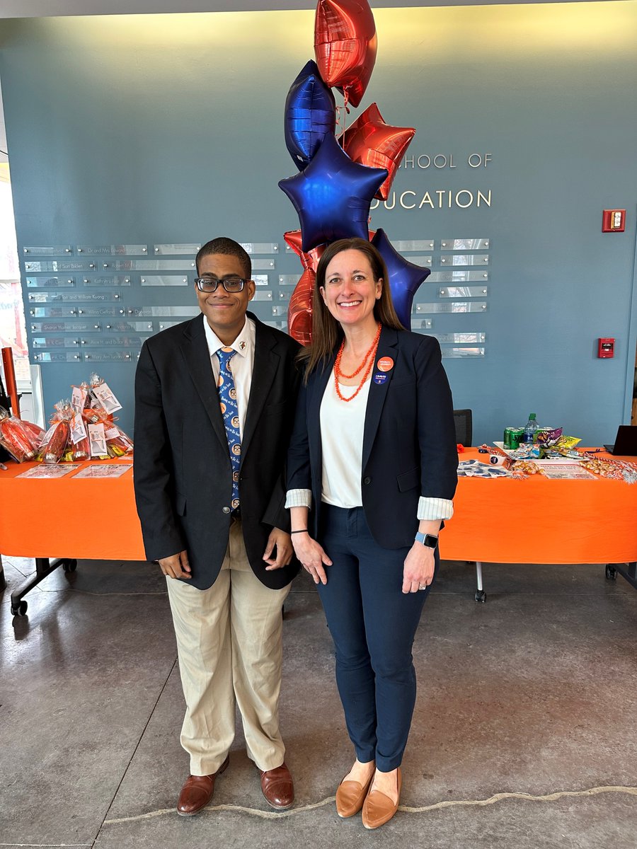 Thomas (Wilson) on the Town himself, and Prof. Beth Myers of <a href="/TaishoffCtr/">Taishoff Center</a> <a href="/SUDisabilityCtr/">Syracuse U Center on Disability and Inclusion</a>, had a great chat about #InclusiveU and all things orange with <a href="/ScottHanson/">Scott Hanson</a> '93. #BoostCuse