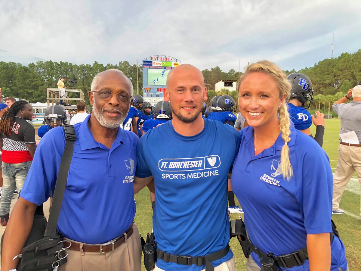 TeamDDTwo's tweet photo. As we wrap up March, we’ve been celebrating National Athletic Training Month! We are grateful to our ATC teams for helping our student athletes to stay safe, healthy, and active! #TeamDorchester #DD2Strong

📷 ATC teams at @SummervilleWave, @FDpatriots, @ARHSswampfox https://t.co/57DwpaWPXp