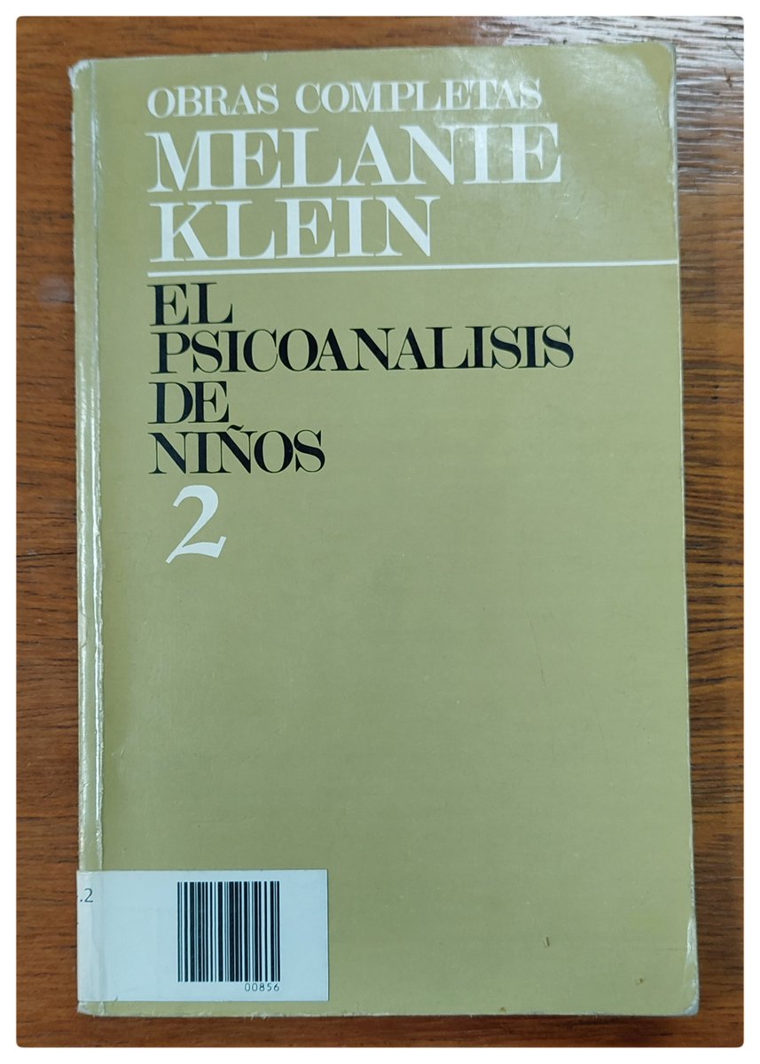 BiblioUdeMM's tweet photo. 30 de Marzo de 1882 nace Melanie Klein.
#Psicoanalista, creadora de una teoría del funcionamiento psíquico. Hizo importantes contribuciones sobre el desarrollo infantil desde la teoría psicoanalítica y fundó la escuela inglesa de #psicoanálisis #melanieklein #Psicología #UdeMM https://t.co/elCbTcE2xc
