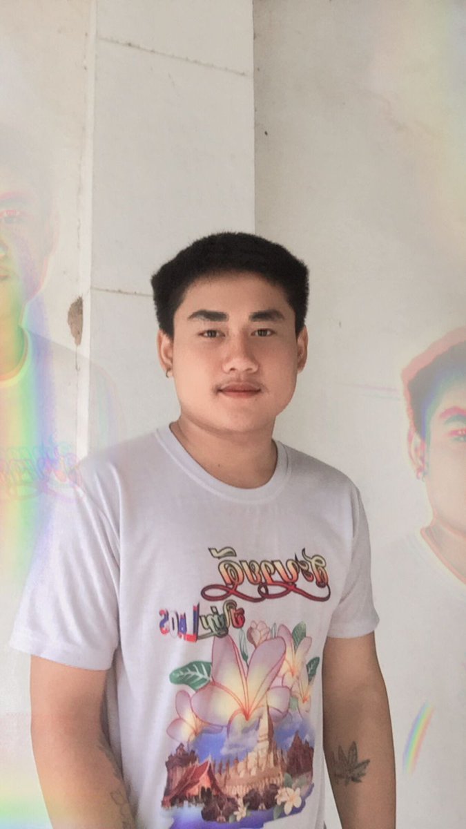 Do3231096's tweet photo. ຄືເປັນເຫງົາໆວະມື້ນີ້😅
#ບ້ານໂນນຫວາຍ📌
ມາລ້ຽງເບຍເເນ່😁 https://t.co/WMPgyvEUQ4