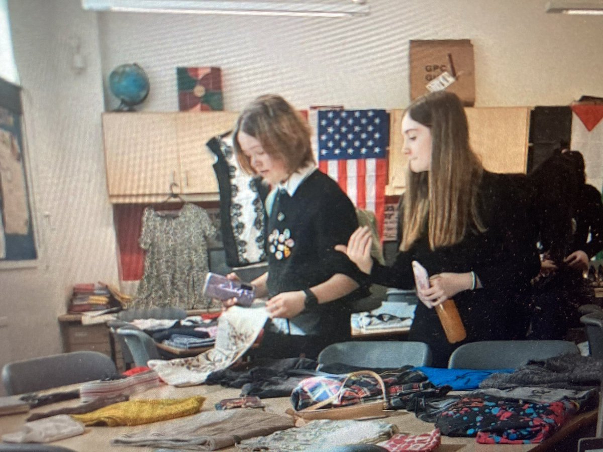 Inverclyde Academy Thrift Shop tweet media