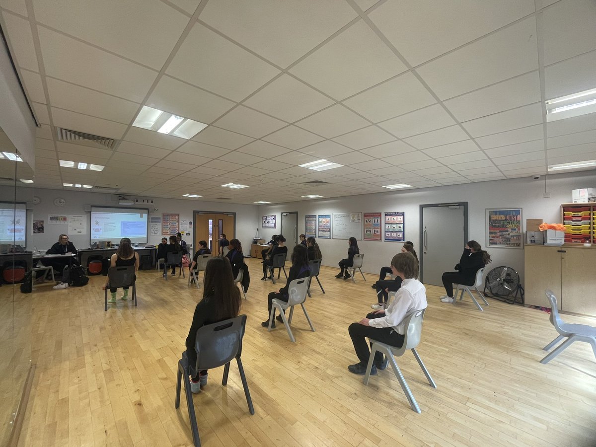 Mrs S Bird tweet media