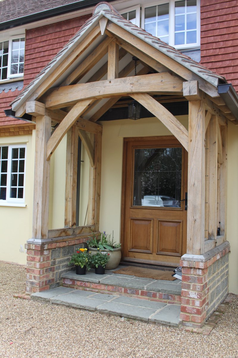CrownOakBuildin's tweet photo. Oak framed porches, a perfect feature to add character to your property. There are lots of designs and options available to suit. 
#Oak #Oakframing #Oakporches #Porches #PorchesUK #Carpentry #Design #GreenOak #Unseasonedoak #Trusses #Curvedbraces #Oakposts #Oakbeams #Kent #Sussex https://t.co/VAxIy1HWEX