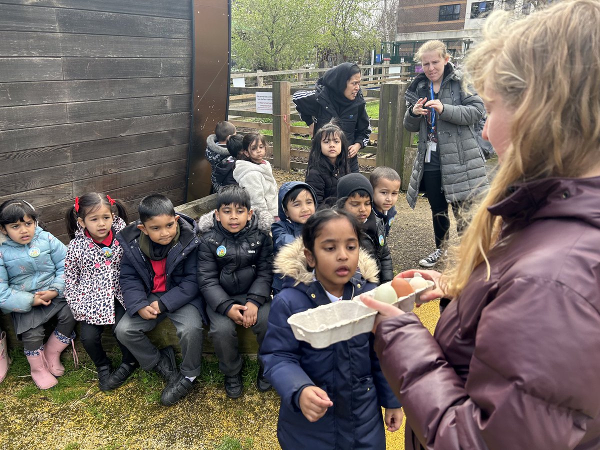 #klee class loved their visit to @StepneyCityFarm today! Thank you 😊 #reception