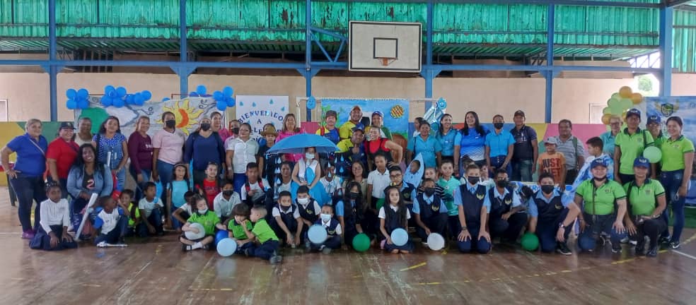 DIRECCION DE EDUCACIÓN MCPIO ROSCIO tweet media