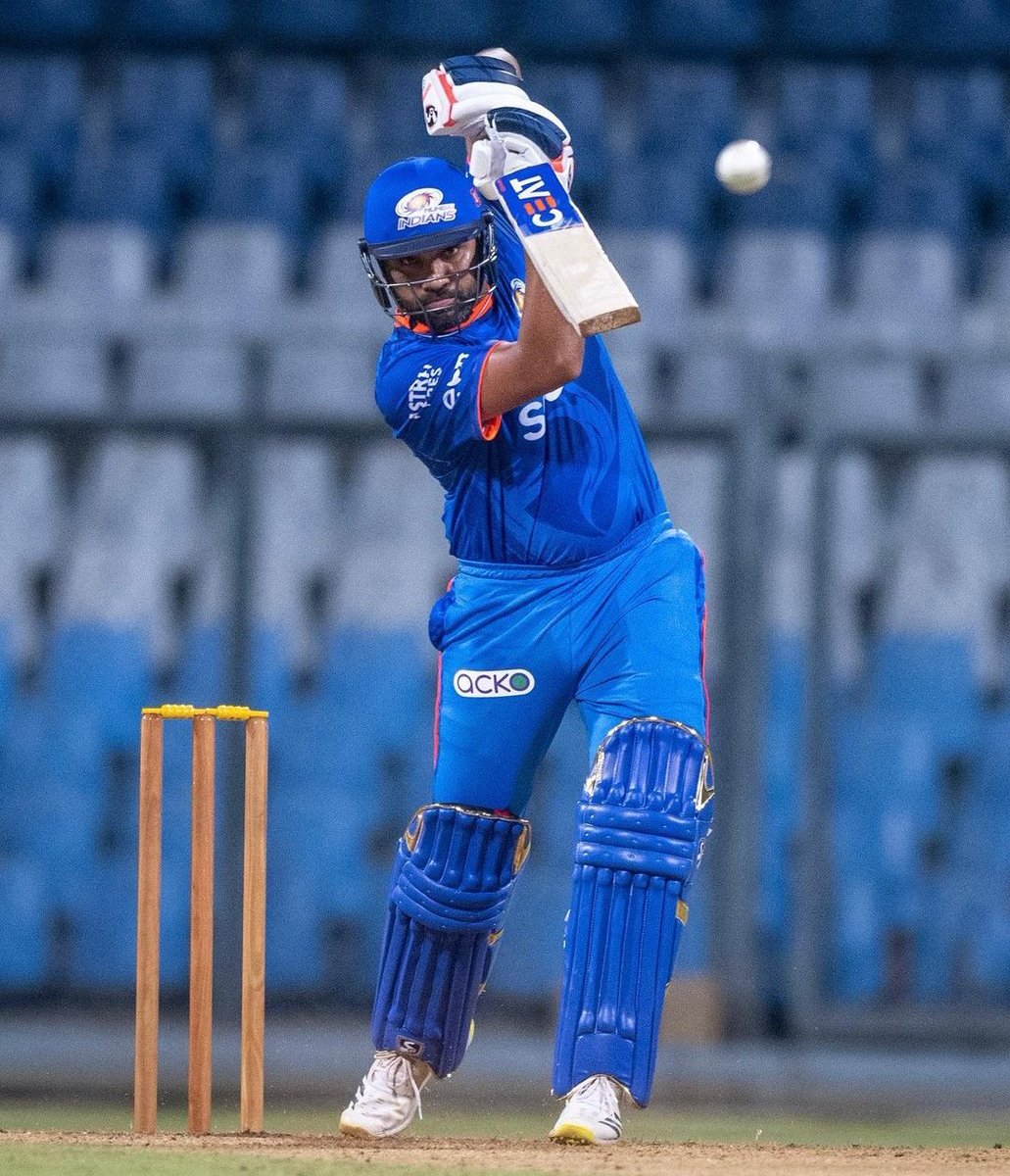CricCrazyJohns's tweet photo. Rohit Sharma getting ready for IPL 2023. https://t.co/RI6xDa8bpS