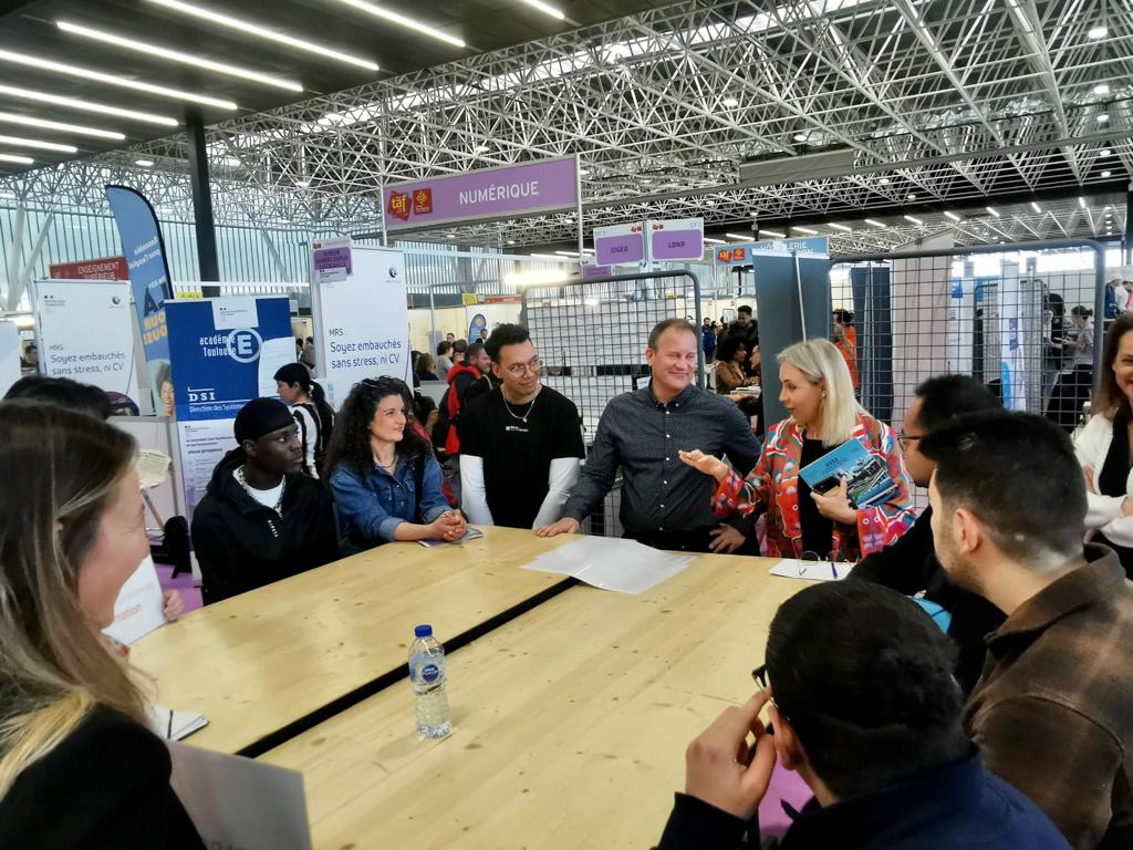 NadiaPellefigue's tweet photo. ✅ 430 entreprises 
🎓230 partenaires emploi et formation
📃1300 offres d'emploi

L’édition de #Toulouse a réuni 8000 visiteurs le 1er jour! 

Pour trouver un emploi, définir son projet professionnel, se former, se reconvertir 👉🏻c'est au salon #TAF @Occitanie ! https://t.co/iOeIyG8QYM