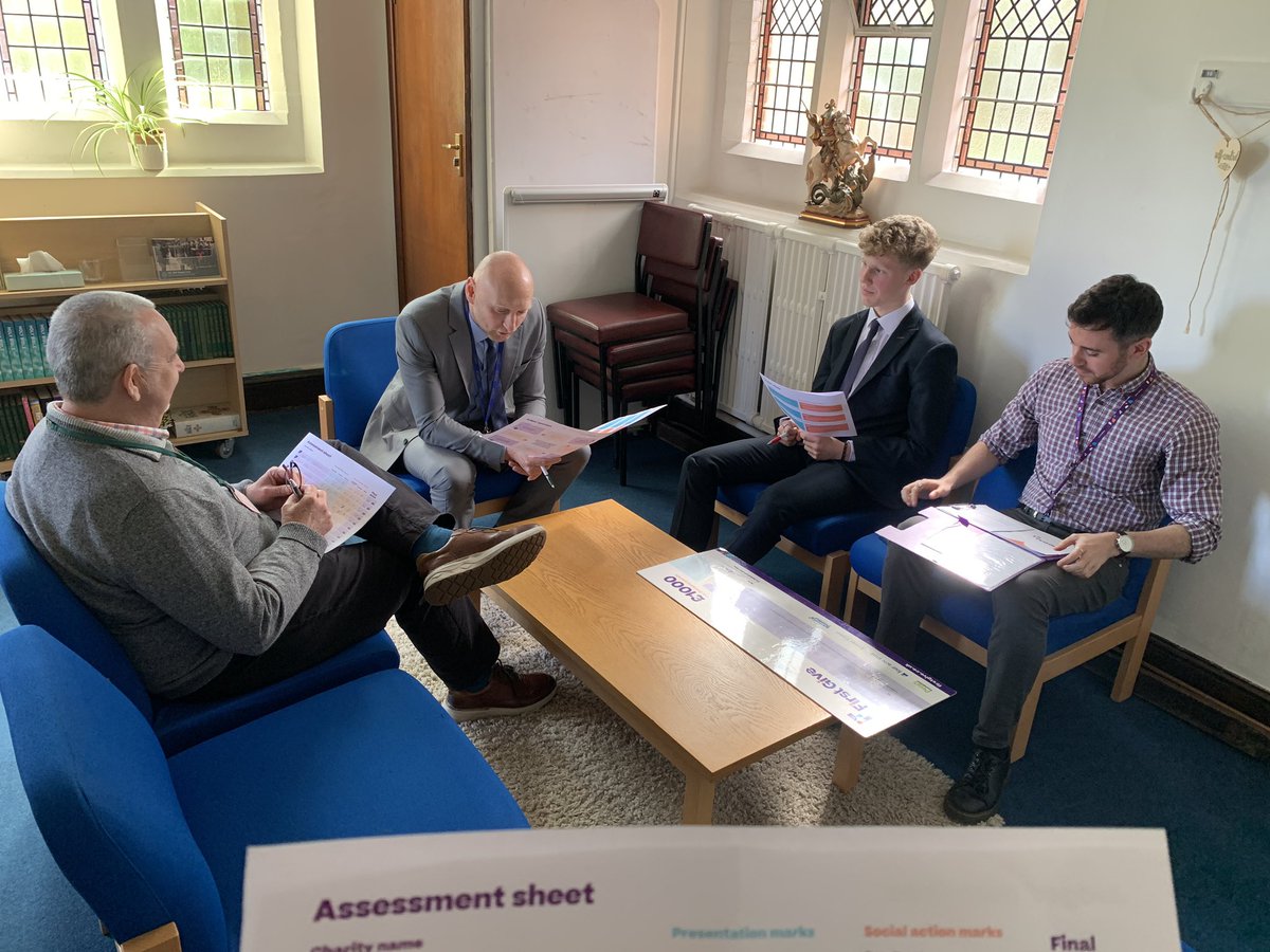 Serious deliberations at the First Give final. Great effort from y9 raising awareness for a number of local charities. Congratulations to the y9 team supporting <a href="/LNKcharity/">Lives Not Knives</a> who will receive a donation of £1k. #gordonsgiveback #activecitizenship