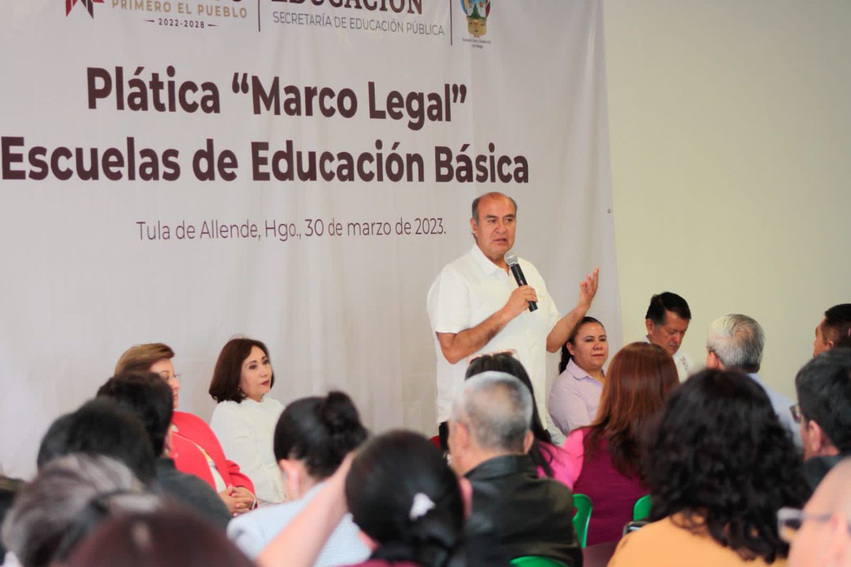 natycastrejonv's tweet photo. Para el gobierno que encabeza el gobernador @juliomenchaca_, atender a las y los hidalguenses de todas las regiones es una prioridad, hoy en nuestra visita por la región Tula-Tepeji iniciamos actividades en #ServiciosRegionalesTula para acompañar a la comunidad educativa en la Plática “Marco legal”.
Aprovecho esta oportunidad para saludarles, manifestarles mi afecto y reconocimiento a la labor que realizan todos los días, que contribuye en la formación integral de niñas, niños y adolescentes. 
#PrimeroLaEducación 
#NatyCastrejón