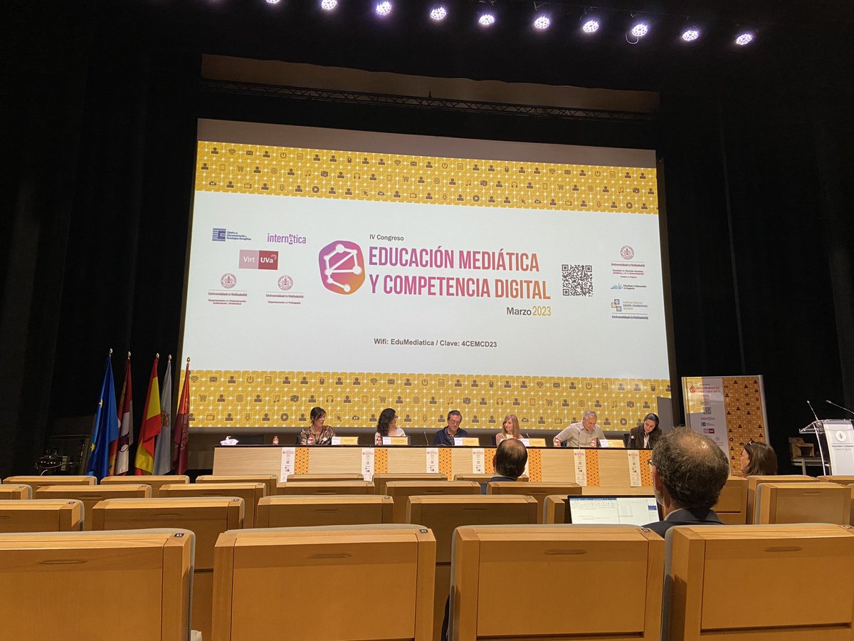 Mercedes #cineyeducación 🍏🎬 tweet media