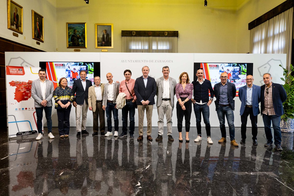 #Deportes:

Zaragoza vivirá una fiesta del #ciclismo el jueves 7 de septiembre, en la la duodécima etapa de #LaVuelta 🚴‍♀️, que hoy ha sido presentada en el Ayuntamiento de Zaragoza (<a href="/zaragoza_es/">AyuntamientoZaragoza</a>)

👇DETALLES👇
zaragozabuenasnoticias.com/2023/03/30/el-…