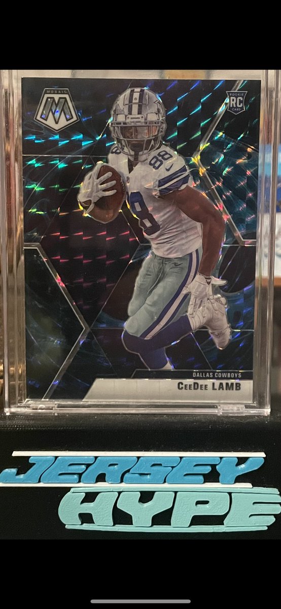 tacticaljam245's tweet photo. @TonysCards @sports_sell @ILOVECOLLECTIN1 CeeDee Lamb Genesis 90$ Shipped. https://t.co/zF7paBGYLb