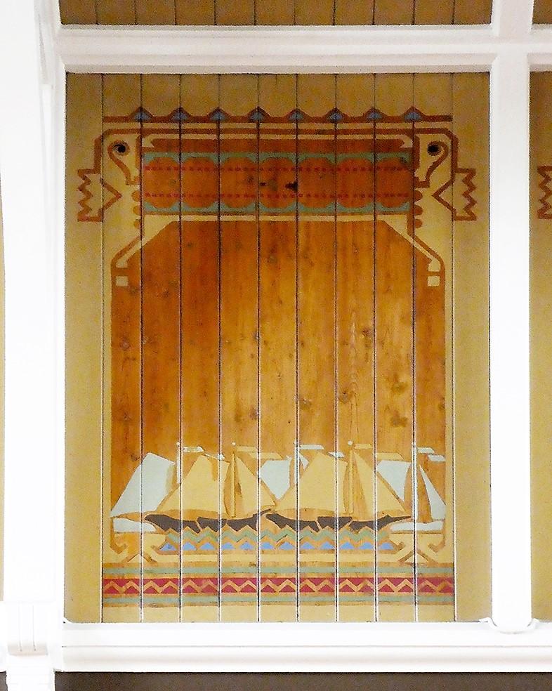 kunst op donderdag - Kunst op stations moeten passen bij de omgeving: Deze sjabloonschildering, 'Zeilschepen en zeepaardjes', decoreert het dak van het stationsgebouw in Zandvoort aan Zee. #spoorbeeldig #kunstopstations #kunstindeopenbareruimte spoorbeeld.nl/databank/zeils…